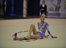 Выступление и награждение гимнасток 1998-1999 г. рождения на 16-ом азербайджанском чемпионате по художественной гимнастике в Баку, Азербайджан, 4 апреля. 2009 г.