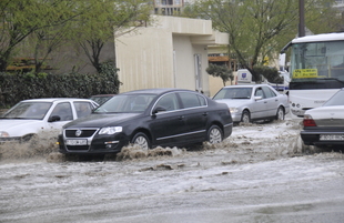 Rain caused problems on the roads of Baku, Baku, Azerbaijan, April 24, 2009