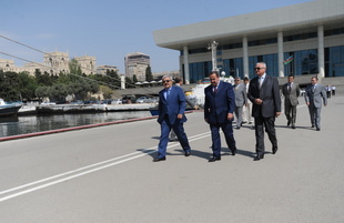 Сдача в эксплуатацию нового судна альянса SOCAR/BUE Caspian в бакинском порту, Баку, Азербайджан, 3 июля 2009 г.