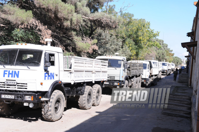 Azerbaijani Ministry of Emergency Situations has sent humanitarian aid to flood-affected people, Baku, Azerbaijan, Sept. 30, 2009