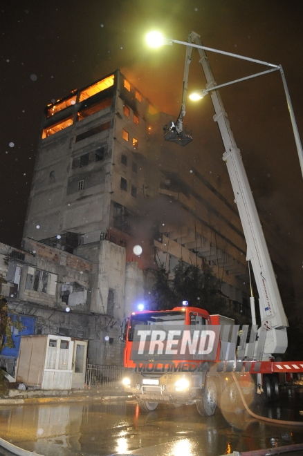 Strong fire took place in the Narimanov district in Baku, Baku, Azerbaijan, Dec.9, 2009. 