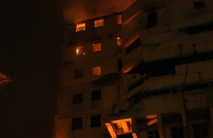 Strong fire took place in the Narimanov district in Baku, Baku, Azerbaijan, Dec.9, 2009. 