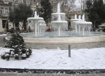 Bakıda ilk qar,Bakı,Azərbaycan,26 yanvar 2010-cu il.
 
