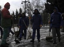 Bakıda ilk qar,Bakı,Azərbaycan,26 yanvar 2010-cu il.
 
