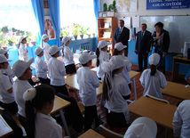 АМИ Trend провело в Гяндже для учащихся открытый урок по экологии, заместитель директора Тренд News Эмиль Гусейнли, Гянджа, Азербайджан, 27 мая 2010 г.
