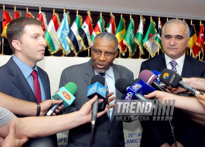 Islamic Development Bank President Ahmad Muhammad Ali arrives in Baku, Baku, Azerbaijan, June 19, 2010