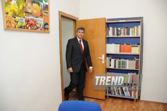 Austrian library opened in Baku, Austrian Foreign Minister Michael Shpindelegger, Baku, Azerbaijan, June 23, 2010 