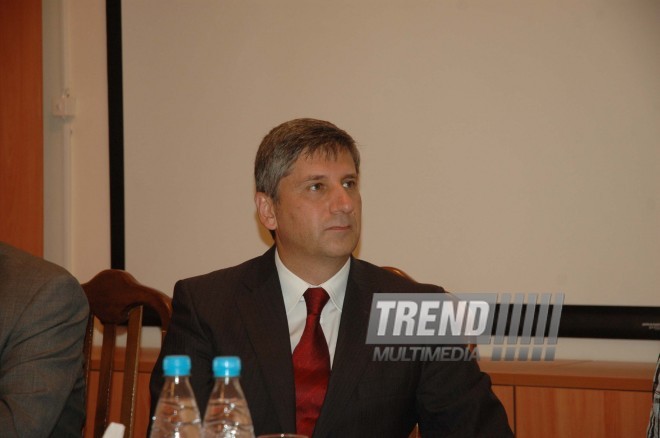 Austrian library opened in Baku, Austrian Foreign Minister Michael Shpindelegger, Baku, Azerbaijan, June 23, 2010 