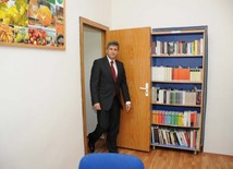 Austrian library opened in Baku, Austrian Foreign Minister Michael Shpindelegger, Baku, Azerbaijan, June 23, 2010 