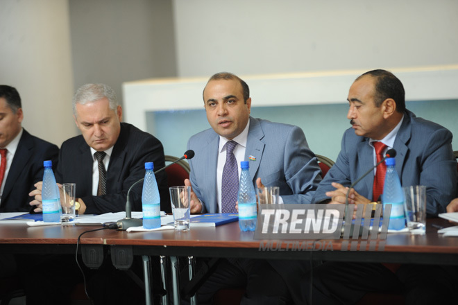 Conference of State NGO Support Council under the Azerbaijani President on annual report, Head of the State NGO Support Council under the Azerbaijani President Azay Guliyev, Presidential Administration Socio-political Department Head Ali Hasanov, Baku, Azerbaijan, June 25, 2010
 
