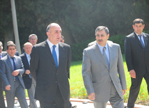 Azerbaijani FM's leadership visit Alley of Honors, Foreign Minister Elmar Mammadyarov, Baku, Azerbaijan, Jule 09, 2010 