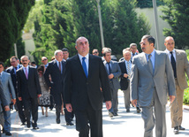 Azerbaijani FM's leadership visit Alley of Honors, Foreign Minister Elmar Mammadyarov, Baku, Azerbaijan, Jule 09, 2010 