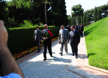 Azerbaijani FM's leadership visit Alley of Honors, Foreign Minister Elmar Mammadyarov, Baku, Azerbaijan, Jule 09, 2010 