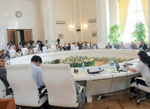 Scientific Research Institute on Economic Reforms under the Ministry of Economic Development and Azerbaijani National Academy of Sciences' Economic Institute sign agreement on cooperation in scientific-research sphere, Baku, Azerbaijan, 16 july 2010