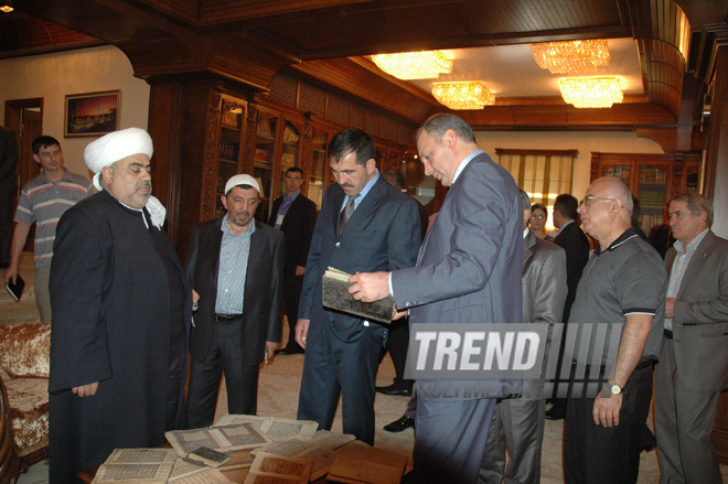 Presidents  of Ingushetia and Dagestan visit Caucasus Muslims Office, Baku, Azerbaijan, Sep.02, 2010 