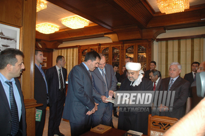 Presidents  of Ingushetia and Dagestan visit Caucasus Muslims Office, Baku, Azerbaijan, Sep.02, 2010 