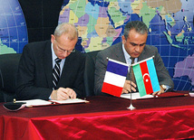 Signing of a contract to launch the Azerspace satellite between the Azerbaijani Communications Ministry and Arianespace,Azerbaijan, Baku, Nov.5 