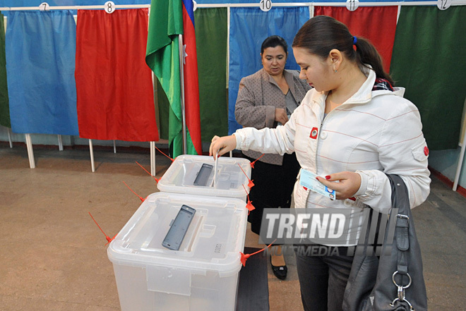 Azərbaycanda parlament seçkiləri keçirilir 