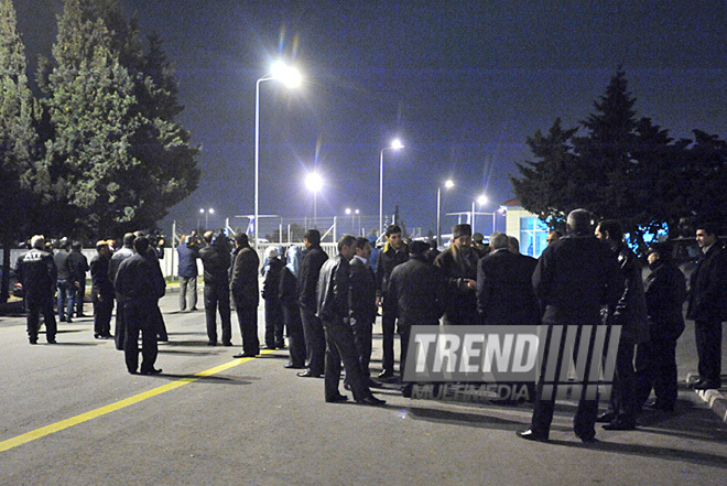 return of the bodies of five dead people and pilgrims injured in accident in Turkey? Azerbaijan, Baku, airport, November 25, 2010