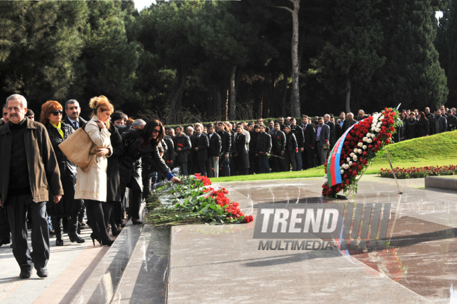 Azerbaijan commemorates 7th anniversary of Heydar Aliyev’s demise, Baku, Azerbaijan, Dec.12, 2010  