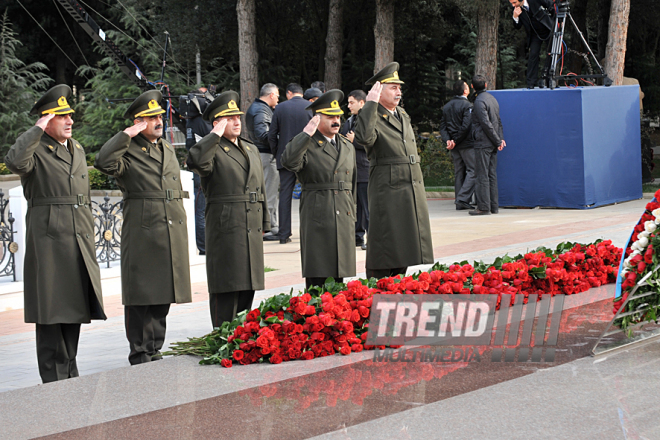 Azerbaijan commemorates 7th anniversary of Heydar Aliyev’s demise, Baku, Azerbaijan, Dec.12, 2010  