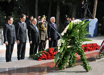 Azerbaijan commemorates 7th anniversary of Heydar Aliyev’s demise, Baku, Azerbaijan, Dec.12, 2010  
