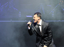 The concert of Emin Agalarov held In Baku, Azerbaijan, Baku, Dec. 25 2010  
