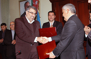 Azerbaijan, Iran sign contract on gas supplies, Baku, Azerbaijan, Jan.12, 2011