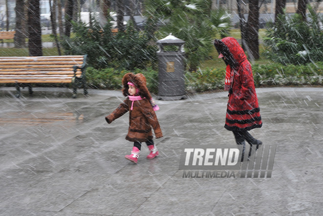 Bakıda ilk qar, Bakı, Azərbaycan, 16 fevral 2011