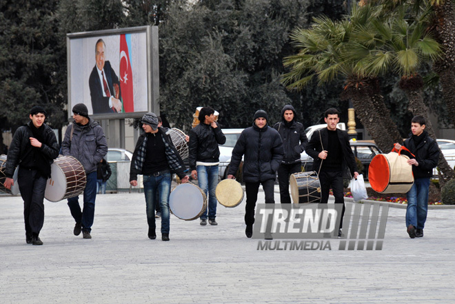 Baku prepares for Novruz holiday, Baku, Azerbaijan, Marc 15, 2011