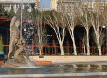 Turistlər üçün Bakı əfsanəsi, Azərbaycan, 06 may 2011 