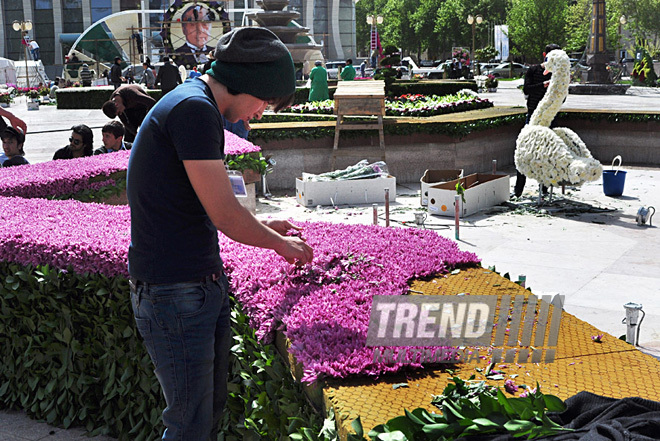 Preparations underway for Flower Holiday in Baku, Azerbaijan, May 09, 2011