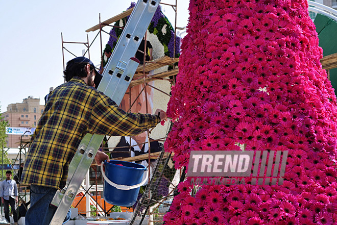 Preparations underway for Flower Holiday in Baku, Azerbaijan, May 09, 2011