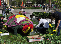 Preparations underway for Flower Holiday in Baku, Azerbaijan, May 09, 2011