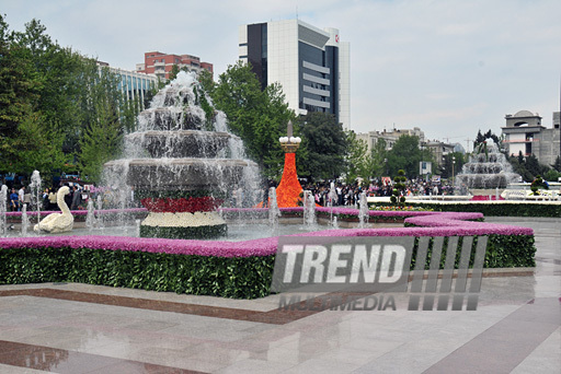 Flower festival in Baku, Azerbaijan, May 10, 2011