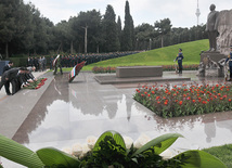 Azerbaijani public commemorates 88th anniversary of National Leader Heydar Aliyev, Baku, Azerbaijan, May 10, 2011