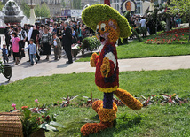 Flower festival in Baku, Azerbaijan, May 10, 2011