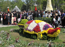 Flower festival in Baku, Azerbaijan, May 10, 2011