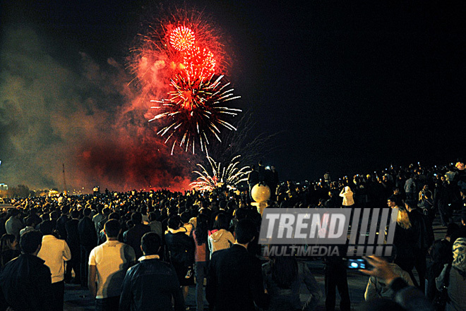 Spectacular fireworks fills Baku sky, Azerbaijan, May 11, 2011 