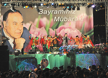 Spectacular fireworks fills Baku sky, Azerbaijan, May 11, 2011 