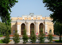 Günəşli Özbəkistan, Əlişir Nəvai adına Opera və Balet Teatrı, Daşkənd, 13 may 2011