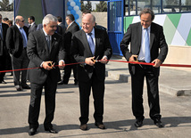 В Баку с участием президентов ФИФА и УЕФА открылся новый стадион, президенты ФИФА, УЕФА и АФФА Йозеф Блаттер, Мишель Платини и Ровнаг Абдуллаев, Баку, Азербайджан, 06 июня 2011 г.