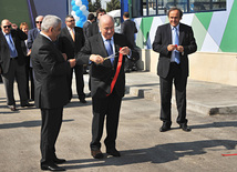 В Баку с участием президентов ФИФА и УЕФА открылся новый стадион, президенты ФИФА, УЕФА и АФФА Йозеф Блаттер, Мишель Платини и Ровнаг Абдуллаев, Баку, Азербайджан, 06 июня 2011 г.