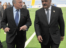 В Баку с участием президентов ФИФА и УЕФА открылся новый стадион, президенты ФИФА и АФФА Йозеф Блаттер и Ровнаг Абдуллаев, Баку, Азербайджан, 06 июня 2011 г.