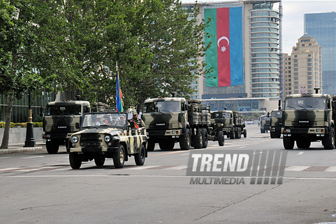 Military parade rehearsal in Baku, June 24, 2011