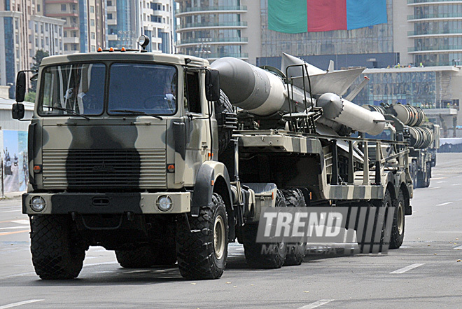 Military parade rehearsal in Baku, June 24, 2011