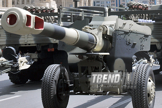 Military parade rehearsal in Baku, June 24, 2011