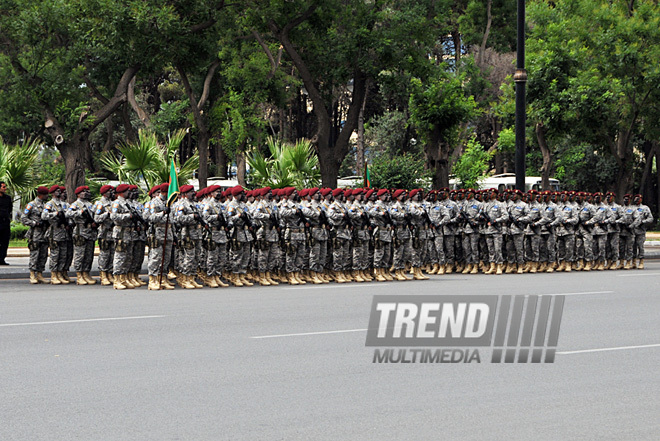 Military parade rehearsal in Baku, June 24, 2011