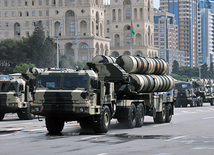 Military parade rehearsal in Baku, June 24, 2011