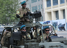 Military parade rehearsal in Baku, June 24, 2011